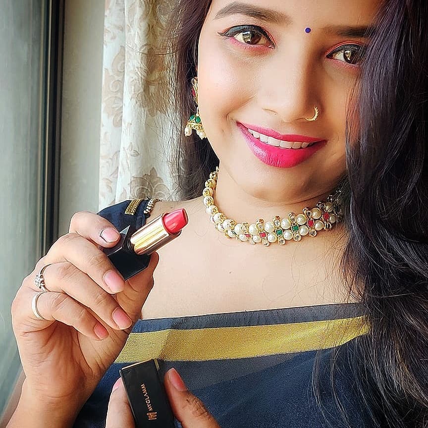 MANISH MALHOTRA HI-SHINE LIPSTICK